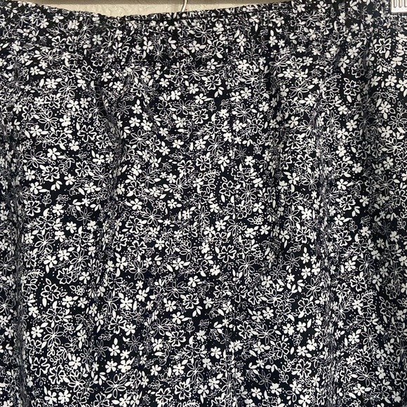 Allison Daley Caprice - Picture 4 of 9